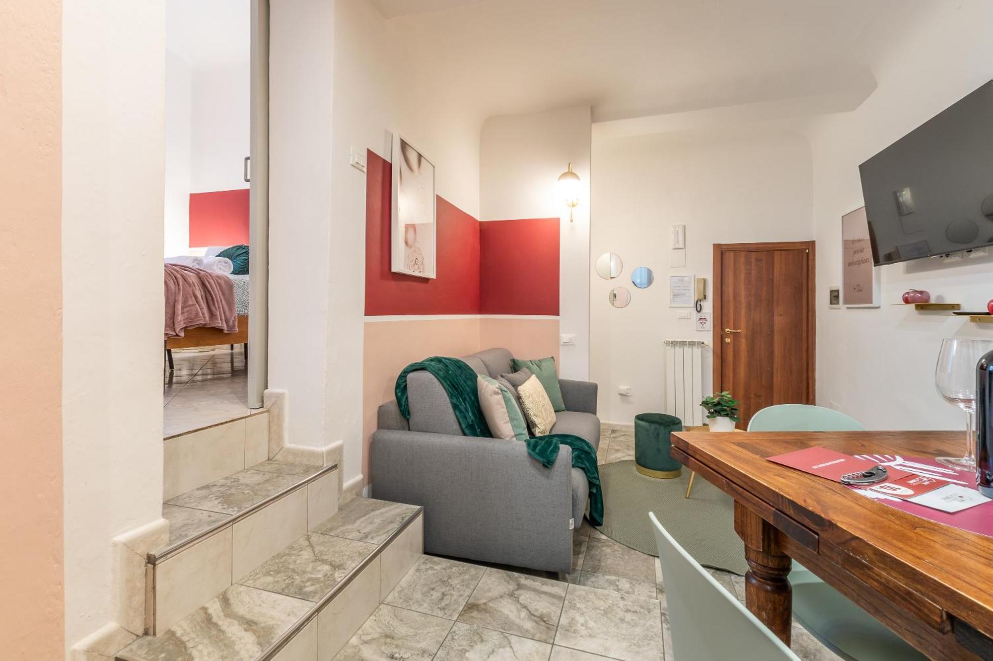Wine Vernaccia Apartment Florenz